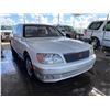 Image 4 : 1998 LEXUS LS 400