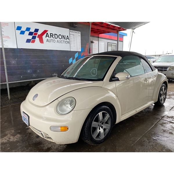 2005 VOLKSWAGEN NEW BEETLE CONVERTIBLE