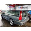 Image 2 : 2001 VOLVO V70