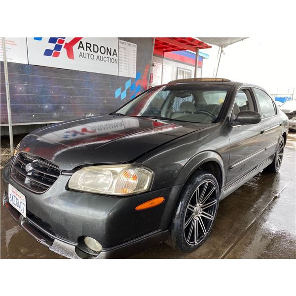 2001 NISSAN MAXIMA