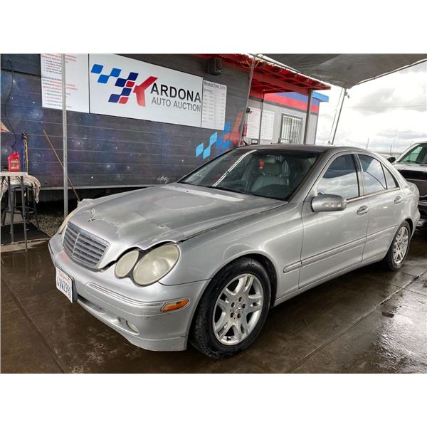 2002 MERCEDES-BENZ C-CLASS