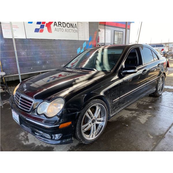 2006 MERCEDES-BENZ C-CLASS