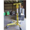 Image 2 : SAND ISLAND Sumner R150 Roust-A-Bout Lift
