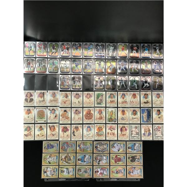 LARGE LOT OF BASEBALL CARDS