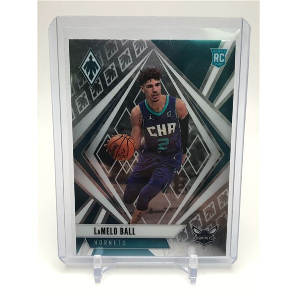 2020-21 CHRONICLES PHOENIX NO. 569 LEMELO BALL ROOKIE CARD