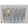Image 1 : 6 KITCHEN KNIFES,PARING