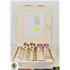 Image 1 : 5000 CARD BOX FULL OF VARIOUS HOCKEY CARDS
