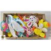 Image 1 : FLAT OF 16 NEW EASTER CENTERPIECE DECORATIONS