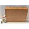 Image 1 : WOODEN CASE