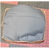 Image 1 : NEW BEDLUXURY KING SIZE COMFORTER 90"X102"