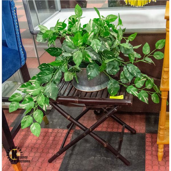 ESTATE BAMBOO TRAY TABLE W/FAUX SILK PLANT