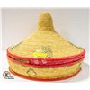 Image 1 : LARGE ETHIOPIAN MESOB HAND WOVEN BASKET/