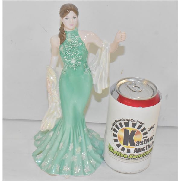 ROYAL DOULTON FIGURINE