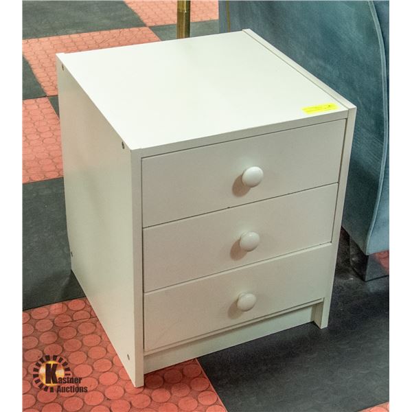 NIGHTSTAND WITH 3 DRAWERS