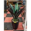 Image 1 : LARGE 3FT FAUX ALOE AGAVE PLANT IN BLACK