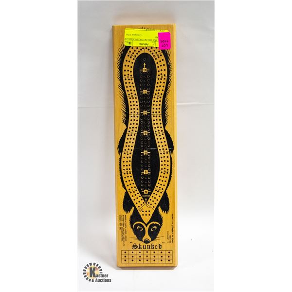 VINTAGE 1986 SKUNKED CRIBBAGE BOARD