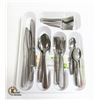 Image 1 : NEW 60PCS CUTLERY SETS WITH TRAYS,WHITE