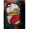 Image 1 : LARGE SUITCASE FULL OF VARIOUS FABRIC