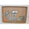 Image 1 : FLAT OF ASSORTED NEW THUMB WRENCHES,6 & 8INCH