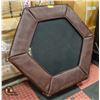 Image 1 : MINI TRAMPOLINE 50 INCH HEXAGON