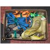 Image 1 : FLAT OF RACHET STRAPS W/TOW ROPE & BUNGEE CORDS