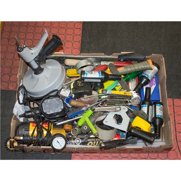 TRAY OF SHOP TOOLS