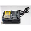 Image 1 : DEWALT DCB115 BATTERY CHARGER