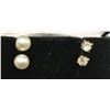 Image 4 : 14k Pearl Earrings, 1 Gold Stud & 3 Pairs of Costume Jewellery Earrings