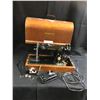 Image 1 : Vintage Singer Sewing Machine w Bentwood Carrying Case