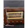 Image 2 : Vintage Stomberg Carlson Radio 19" W x 10 1/2" T x 10" D. Canadian Made In Toronto. Nice Condition