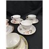 Image 2 : 6 Collectible Cup & Saucer Sets