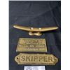 Image 2 : Nautical Items Brass 8" Cleat For Tie Off and 2 Solid Brass Plaques