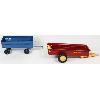 Image 2 : VINTAGE NEW HOLLAND MANURE SPREADER & FORD ERTL WAGON