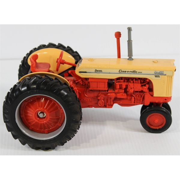 CASE 800 CASE-O-MATIC DIECAST TRACTOR