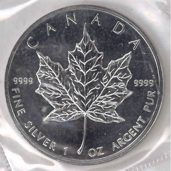 thumbnail image 2 of 2015 Silver Maple Leaf Coin - 1 Oz .9999 Pure Silver Royal Canadian Mint 2 of 12