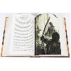 Image 2 : A GAME OF THRONES HARDCOVER - THE ILLUSTRATED EDITION