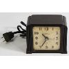 Image 2 : VINTAGE BAKELITE TELECHRON LITTLE TEL ALARM CLOCK
