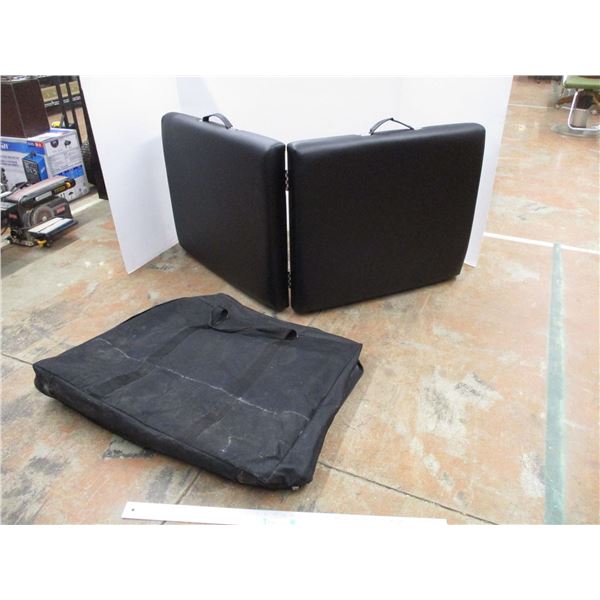 *Master Massage Table w/ Accessories and Travel Bag