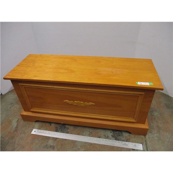 *Solid Wood Storage Chest (46x15x19)