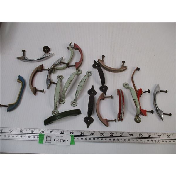 Lot of Vintage Hardware Handles