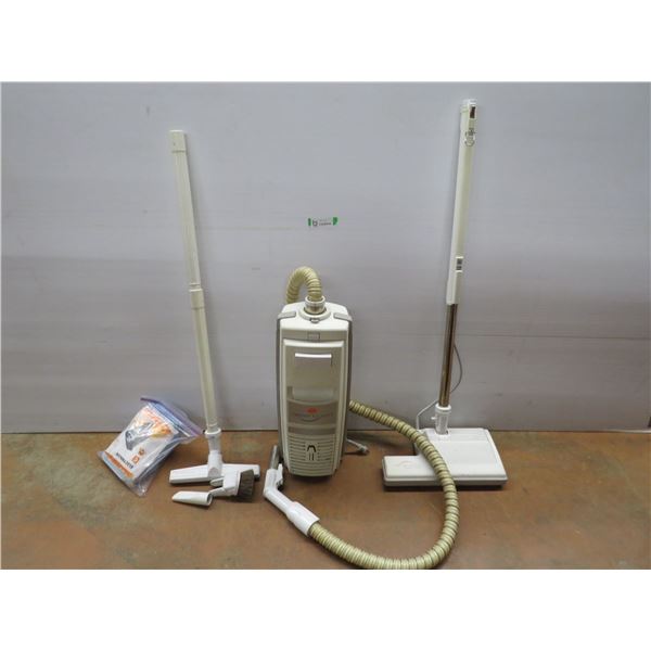 *Lux Classic Vacuum (working)