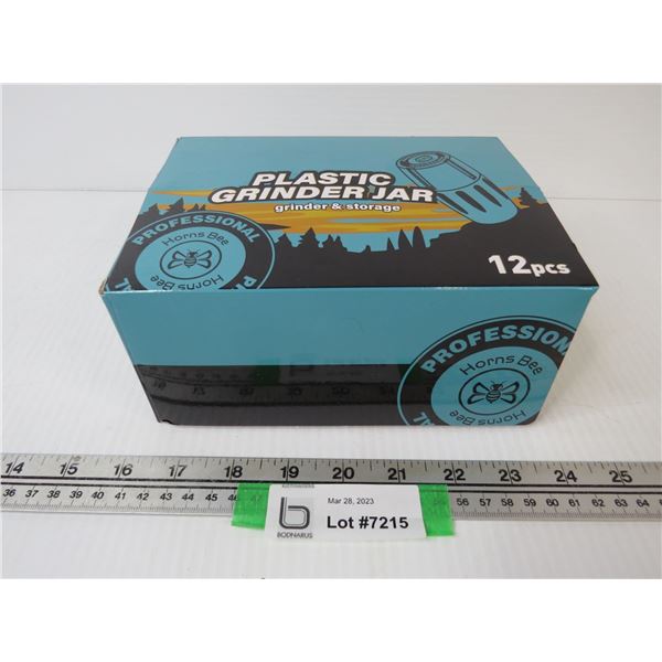 (12) Pack of Horns Bee Grinders (NIB)