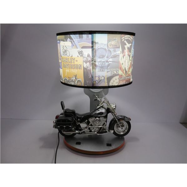 Harley Lamp (Heritage Classic? - Working)