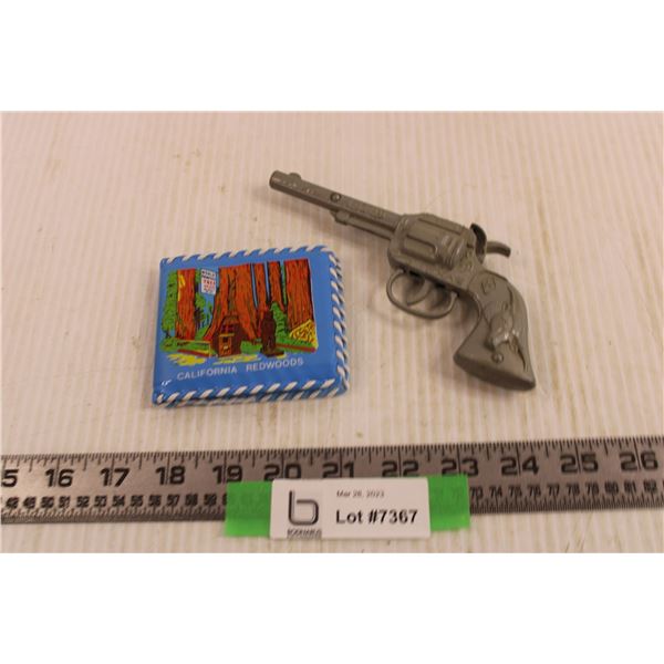 Kids Wallet & Toy Gun