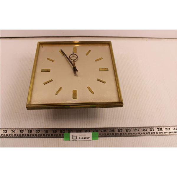 German Pendulum Clock without Pendulum