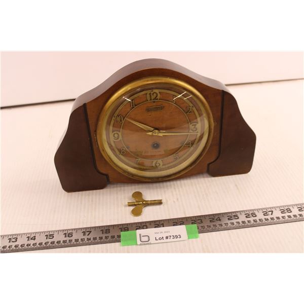 Mantle Clock with Key