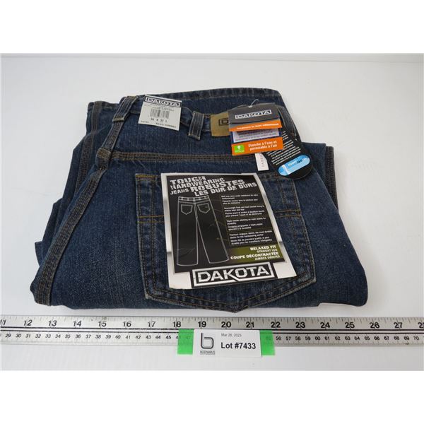 New Dakota Mens Jeans (36" x 32" L)