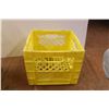 Image 3 : *(4) Milk Crates