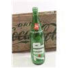 Image 4 : Box of Vintage 7-Up Bottle & Glass Jug