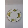 Image 2 : (8) Royal Albert "Tea Rose" Bone China Plates
